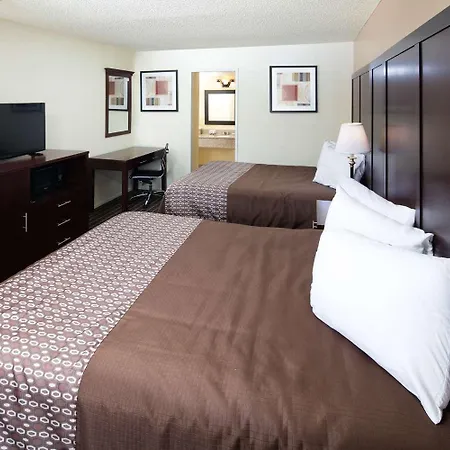 Red Lion Inn & Suites Redding-3
