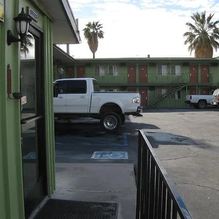 Sunshine Motel-3