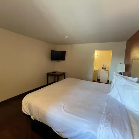 Tourist Inn-2