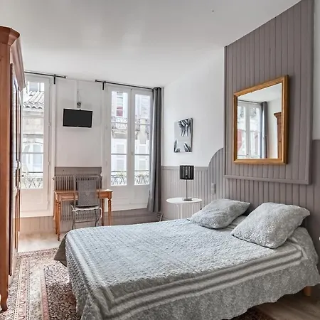 Hôtel des Arceaux-2