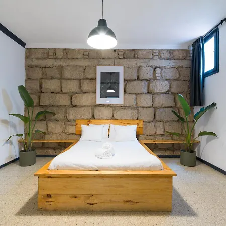 Cathedral Apartment-2