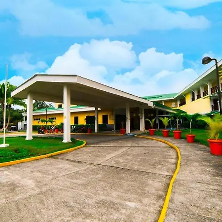 Playa Tortuga Hotel And Beach Resort-3