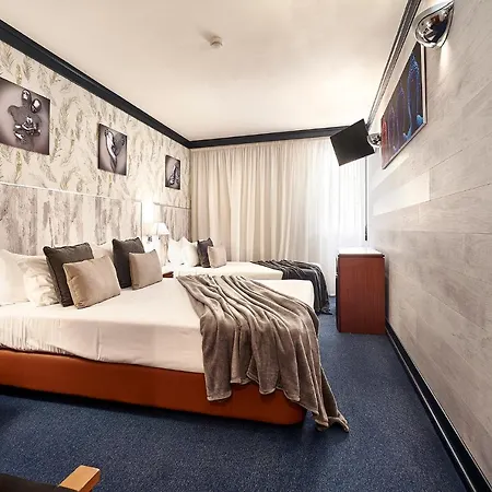 Galeria Suite Hotel-3