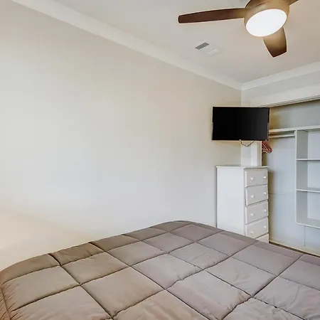 Sea Cabin 121-B-3