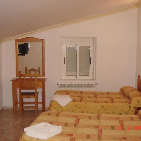 Hostal La Paz-3