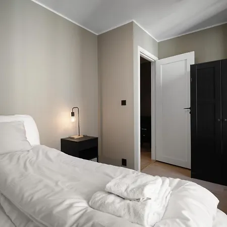 Stay L Nygard-2