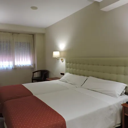 Hotel El Nogal-2