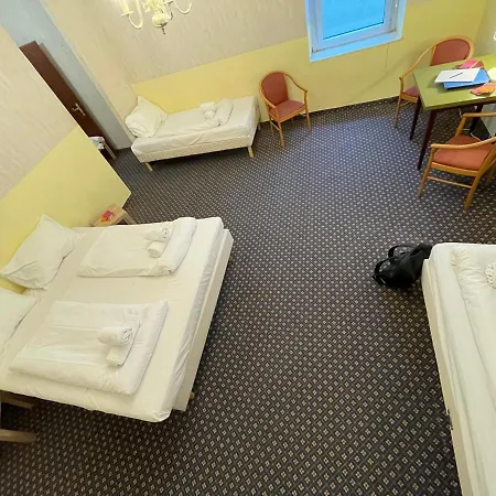 Hotel Tabor Rooms-2