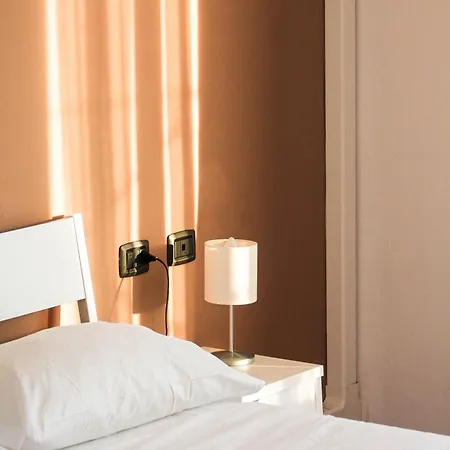 Hotel Fontaine Bleue-3