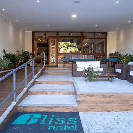 Bliss Hotel Vale Do Cafe-3