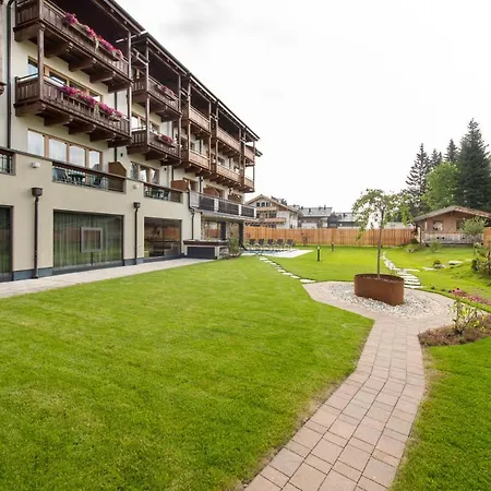 Hotel Königsleiten Vital Alpin-3