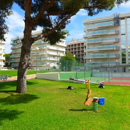 Larimar Apt-2