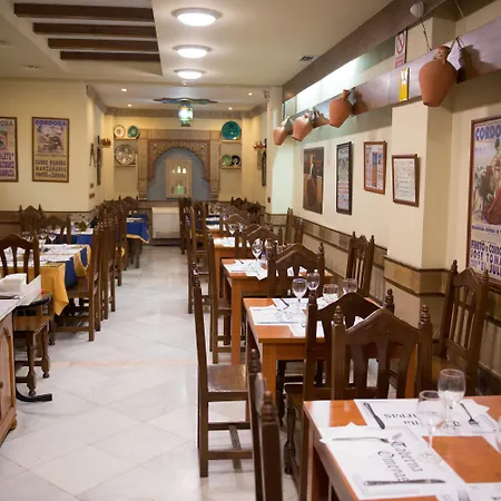 Hotel Los Omeyas-3