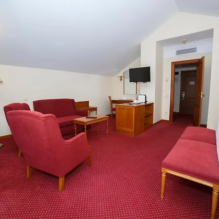 Hotel Hoyuela-2