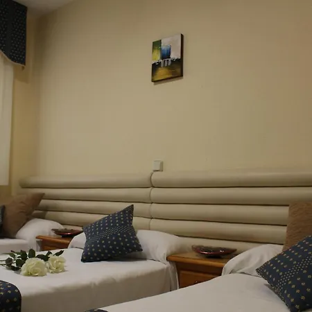 Hotel Cuatro Caños-3