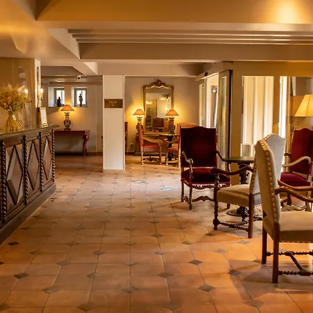 Best Western Plus Le Donjon - Cœur de La Cité Médiévale-2