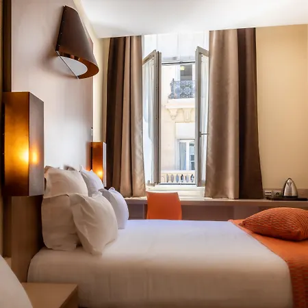 Hôtel Carré Vieux Port-3