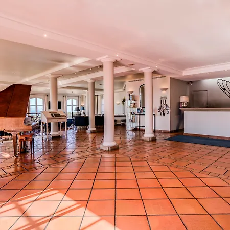 Le Fregate Provence-2