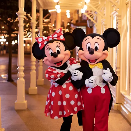Disney Hotel New York - The Art Of Marvel-3