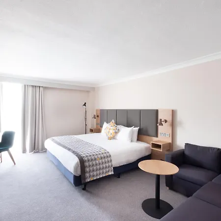 Holiday Inn Leicester City By Ihg-2