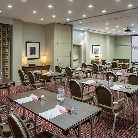 Crowne Plaza Reading-2