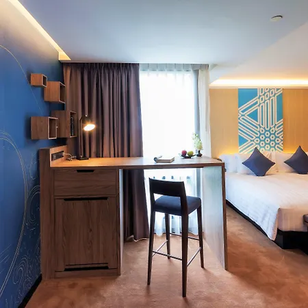 Rakyim Siam - Sukhumvit 15-2