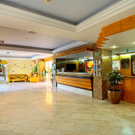 Wyndham Grand Carvoeiro Algarve-3