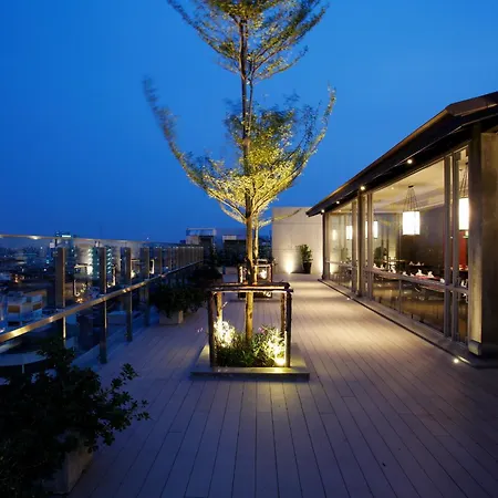 The Quarter Hualamphong By Uhg-2
