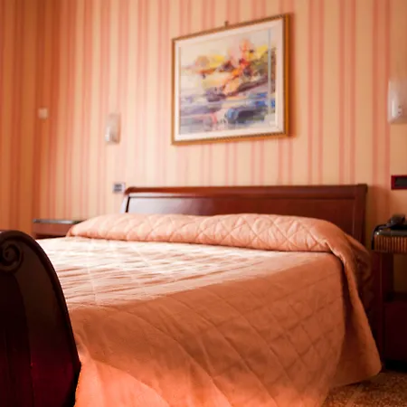 Hotel La Pace-3