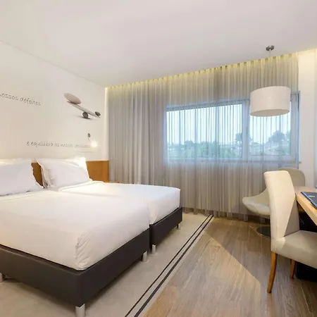 Tryp By Wyndham Leiria-2