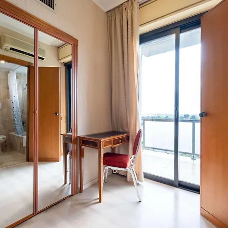 Quality Hotel Rouge Et Noir-3