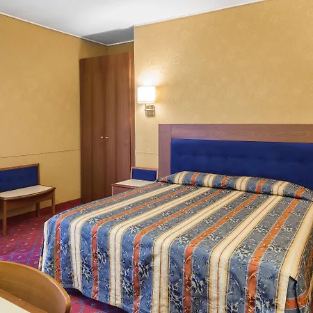 Hotel Des Etrangers-2