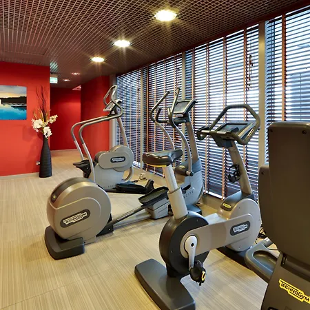 Una Hotels The One Milano Hotel & Residence-3