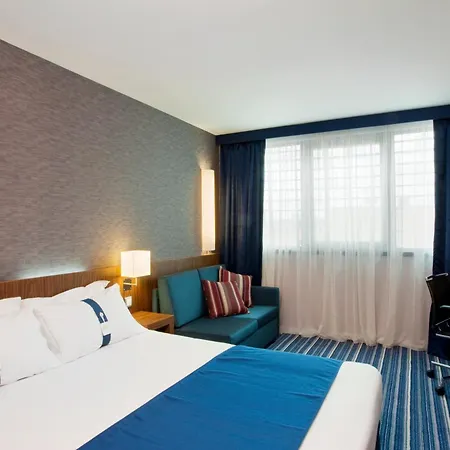Holiday Inn Express Lisbon Alfragide By Ihg-2