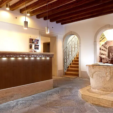 Hotel Dell'Opera-3