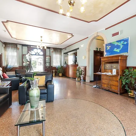 Hotel Villa Malaspina-2