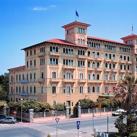Grand Hotel Royal-2