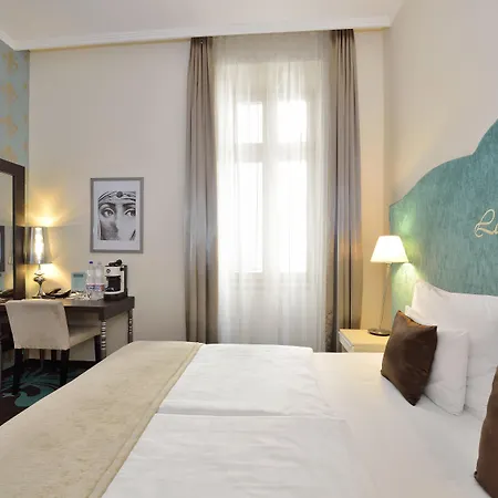 La Prima Fashion Hotel Budapest-2