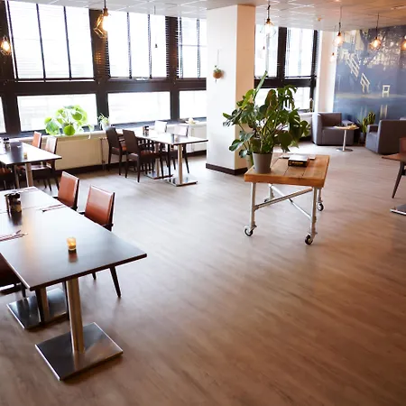 Leonardo Hotel Utrecht City Center-2