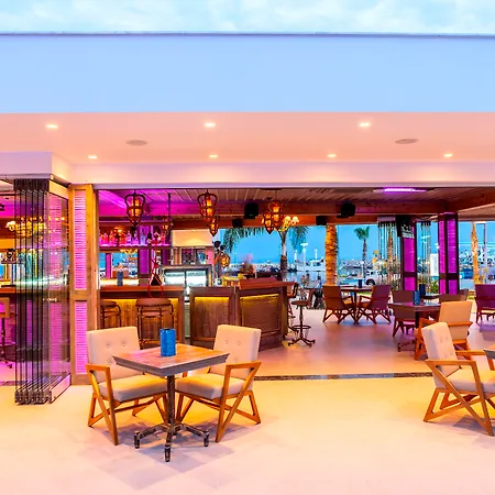 Limanaki Beach Hotel&Suites-2