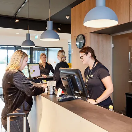 Airport Hotel, Billund-3