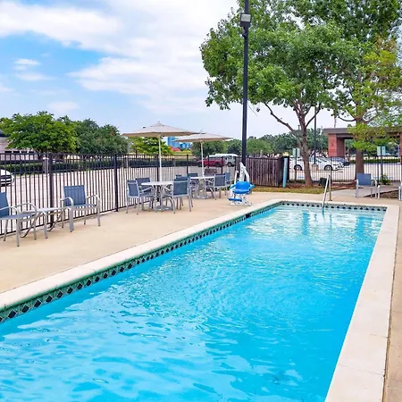 La Quinta By Wyndham Dallas - Las Colinas-3