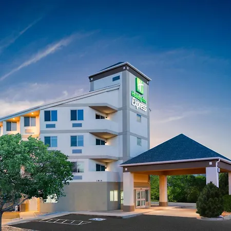 Holiday Inn Express & Suites Colorado Springs-Airport By Ihg-3