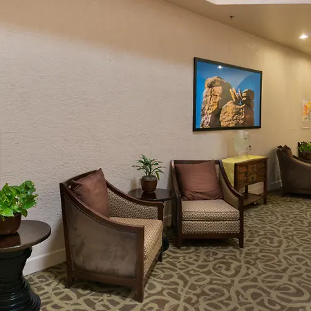 Greentree Hotel Phoenix West-2