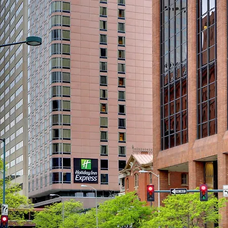 Holiday Inn Express Denver Downtown By Ihg-3