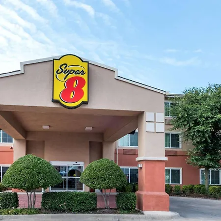 Super 8 By Wyndham Fort Worth North-2
