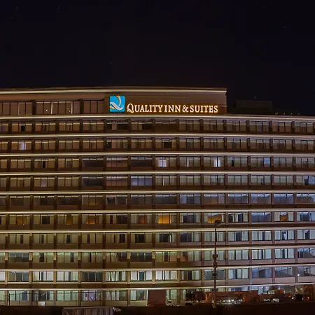 Quality Inn & Suites Cincinnati Downtown Area-2