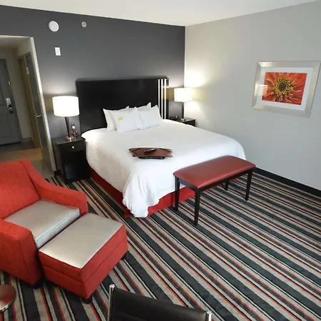Hampton Inn & Suites Albany At Albany Mall-2