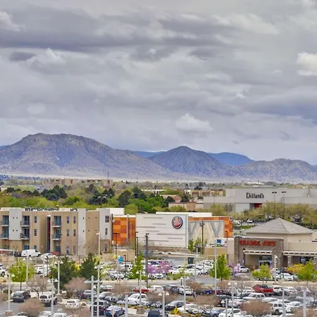 Hyatt Place Albuquerque Uptown-3