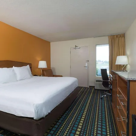 Days Inn By Wyndham Florence Cincinnati Area-3